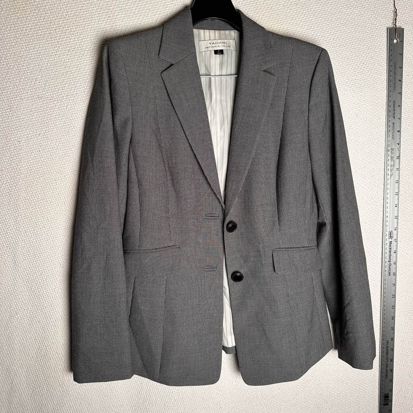 Tahari Arthur S Levine Blazer Womens Two Button Career Office Jacket Size 6