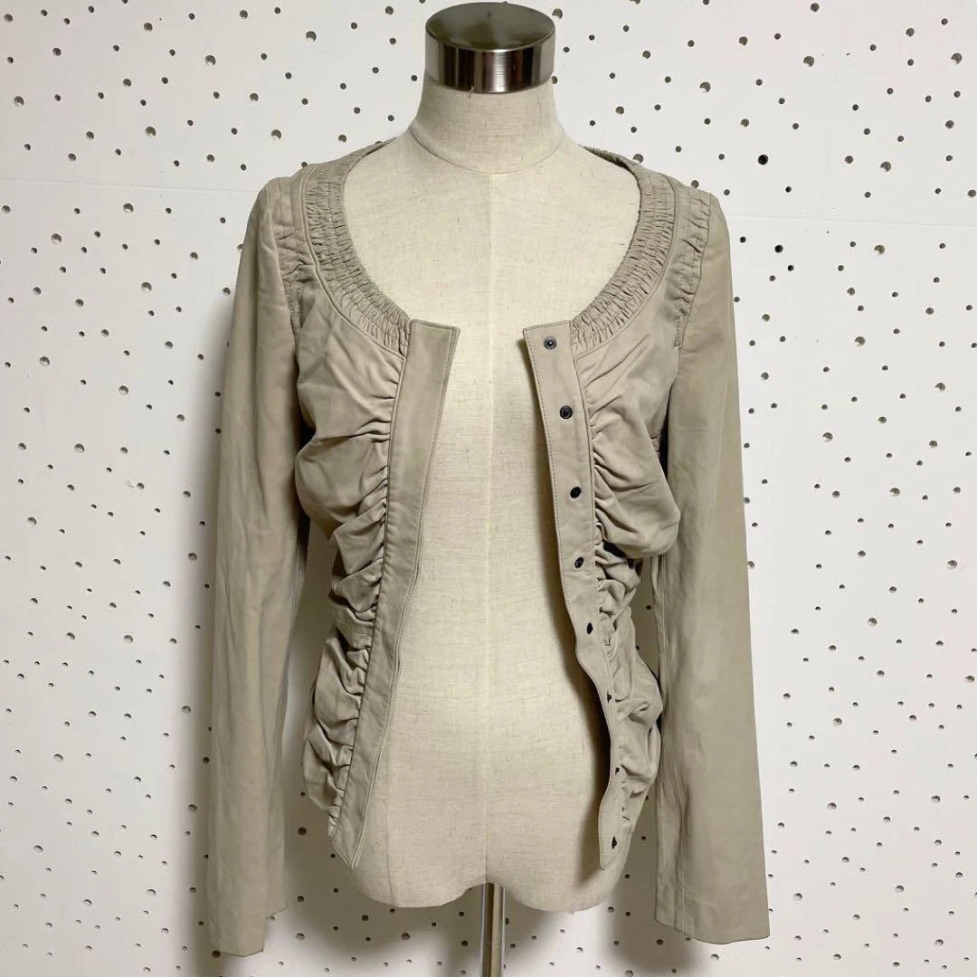 Giacca da motociclista Gucci donna in pelle rugosa raccolta taglia 40 beige pelle bovina