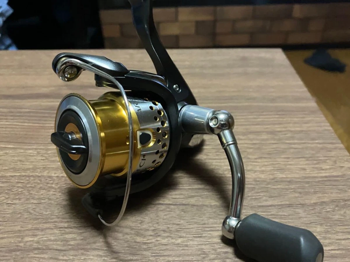 Shimano 09 Rarenium CI4 2500S Spinning Fishing Reel Saltwater Shimano 09 Rarenium CI4 2500S Spinning Fishing Reel Saltwater