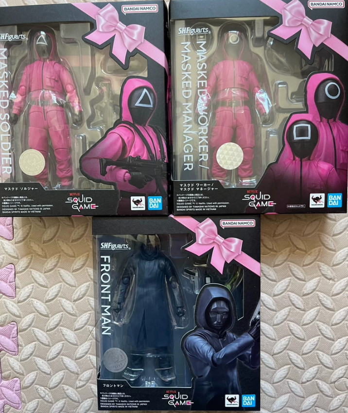Bandai S.H.Figuarts Squid Game Masked Soldier & Front Man