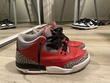 Size 5.5 - Jordan 3 Retro SE Mid Unite