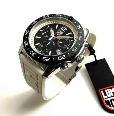 with tags Mens Luminox Pacific Diver Chronograph White Strap Swiss Watch 314