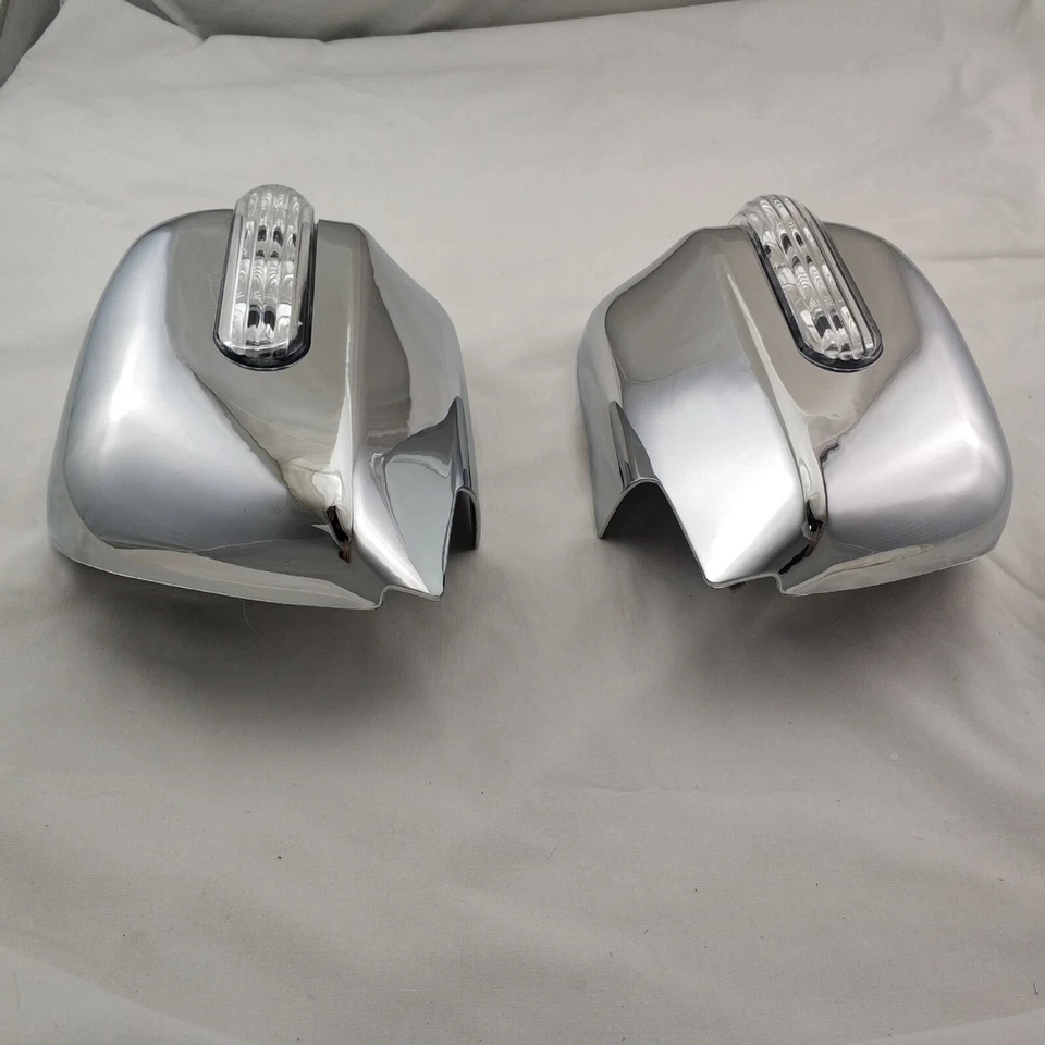 Tapa lateral del espejo retrovisor con luz LED cromada para Toyota Highlander 01-07 Foto 2 de 4