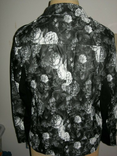 Lane Bryant Floral Printed Faux Leather Moto Jacket 18/20 18W 20W 1X 2X - Picture 4 of 4