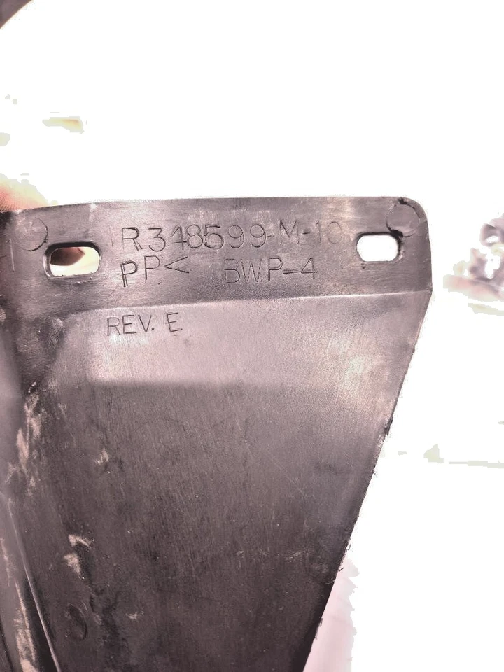 2000-2005 MITSUBISHI ECLIPSE WHEELHOUSE LINER P/N MR508305 GENUNIE OEM PART - Image 4 of 4