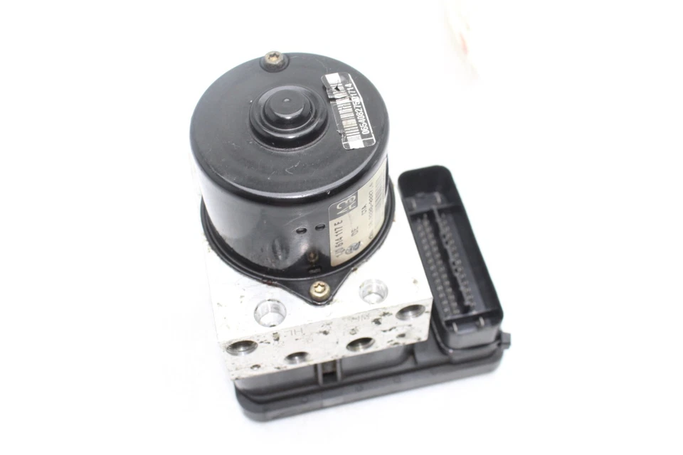 01-05 大众捷达 ABS PUMP E4834 — 第 2/4 张图片