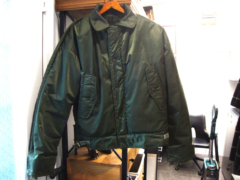 Vintage US NAVY 1968 A-1 Extreme Cold Weather OD Green Deck Jacket Mens S