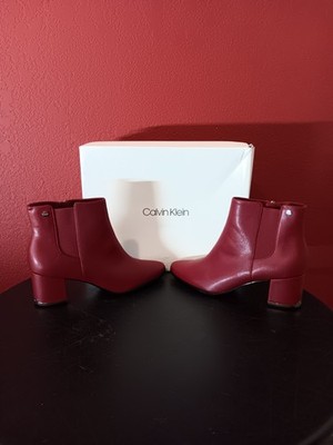 Calvin Klein Women's 9.5 Fioranna Cow Kansas Smooth Barn Red Ankle Boots NOBDFCT