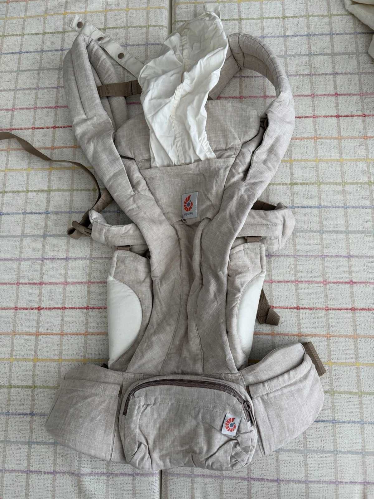 Ergobaby omni deluxe baby carrier natural linen