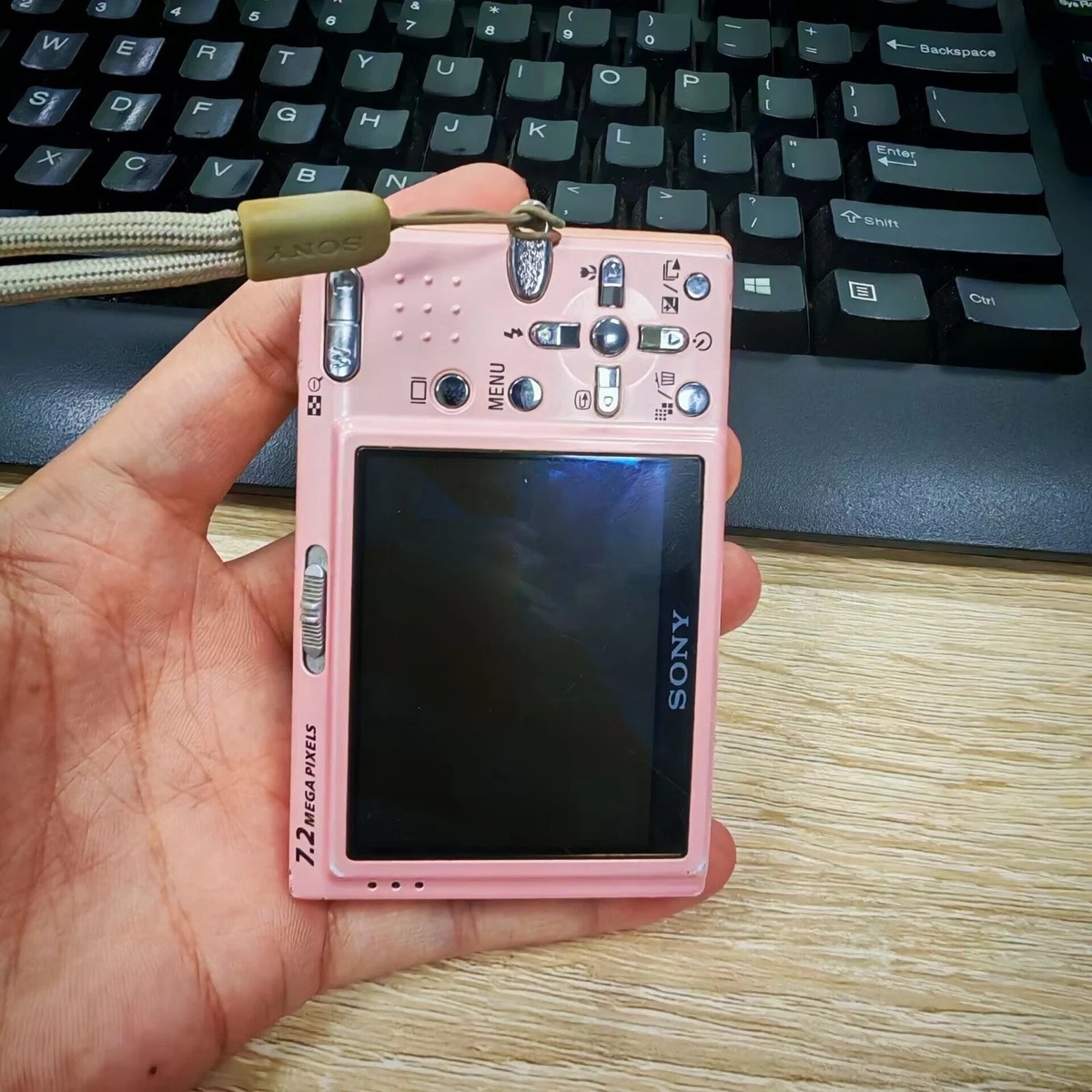 Sony Cyber-shot DSC-T10 Pink 7.2MP Digital Camera with 3x Optical