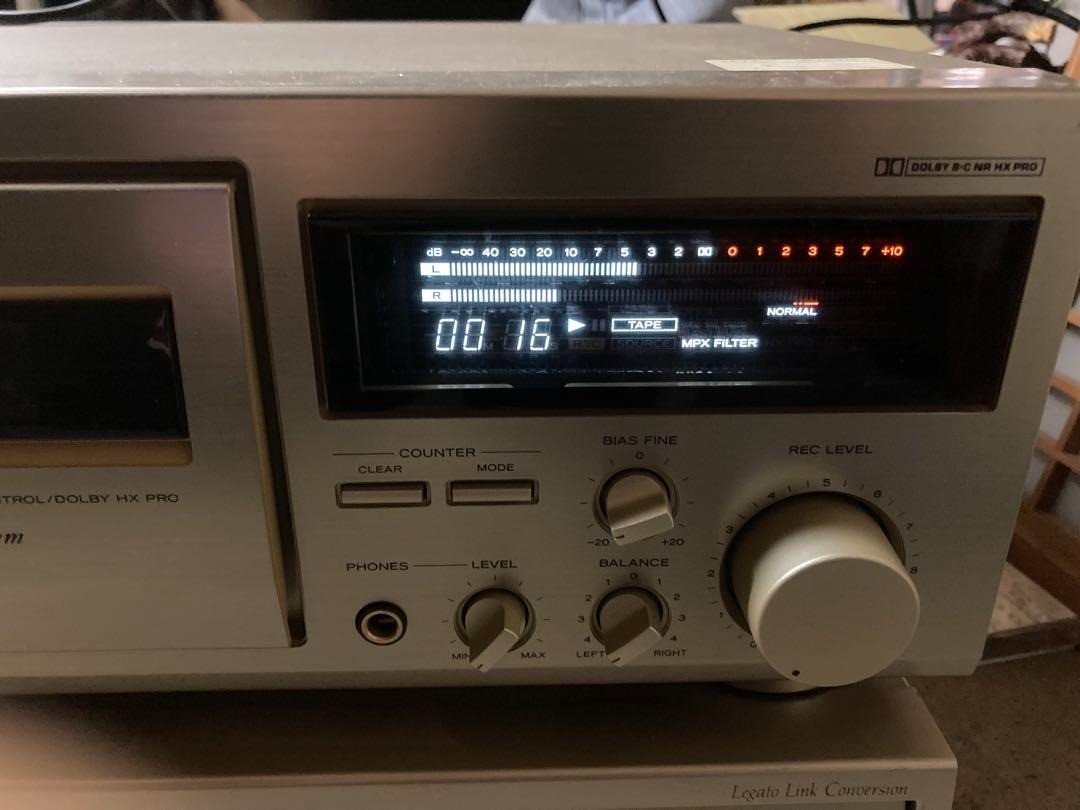 ラジオ・コンポ TEAC 3Head Cassete Deck V-1050 TEAC V‑1050 3‑Head Stereo Cassette Deck – HX‑Pro, Dolby B/C