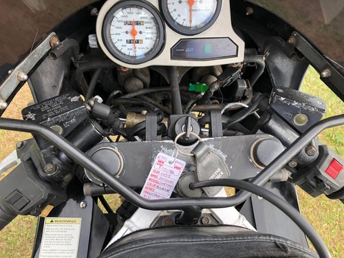 Suzuki GSXR J 1100 - Picture 21 of 24