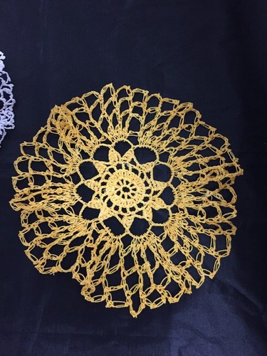 Exquisite Vintage Hand Crocheted Doilies - Picture 2 of 4