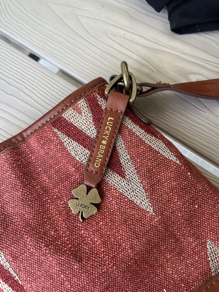 Шерстяная кожаная сумка через плечо LUCK BRAND богемное хиппи редкая Cooper красная - Изображение 2 из 4