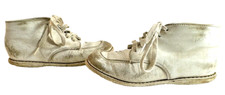 Vintage White Leather Hard Sole Baby Shoes, 1950s, Size 6.5, used S 