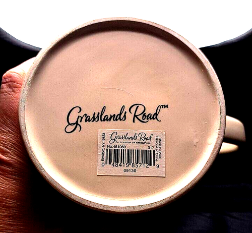 GRASSLANDS ROAD - GRANDMOTHERS ARE MOMS WITH A LOT OF PRACTICE PRETTY EMBOSSED - Picture 3 of 4