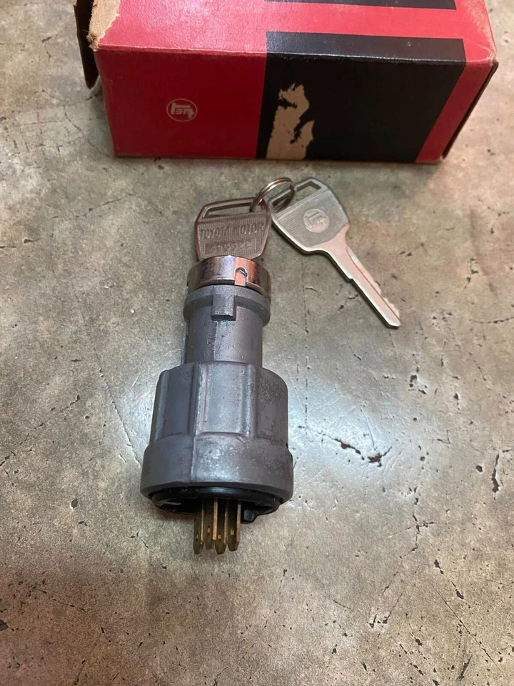 INTERRUPTOR DE ENCENDIDO ARRANQUE APTO PARA TOYOTA CORONA RT40 41 Rt43 Nos Japón Foto 2 de 4