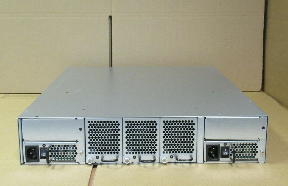 Brocade EMC DS-5300B 5300 80 Port Active 8Gb FC Switch EM-5320 + Licenses + SFPs - Image 2 of 4