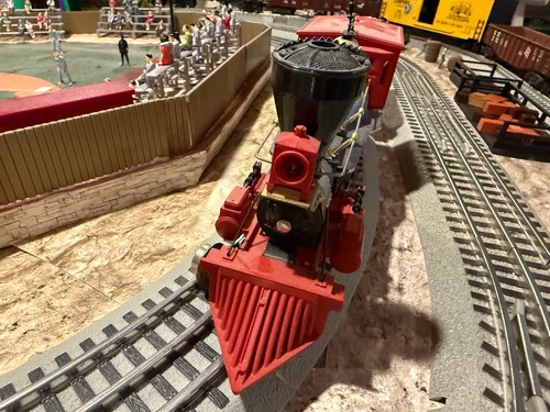 Lionel Disneyland Railroad American 4-4-0 Steam Locomotive & Tender 6-18008 - Picture 6 of 8
