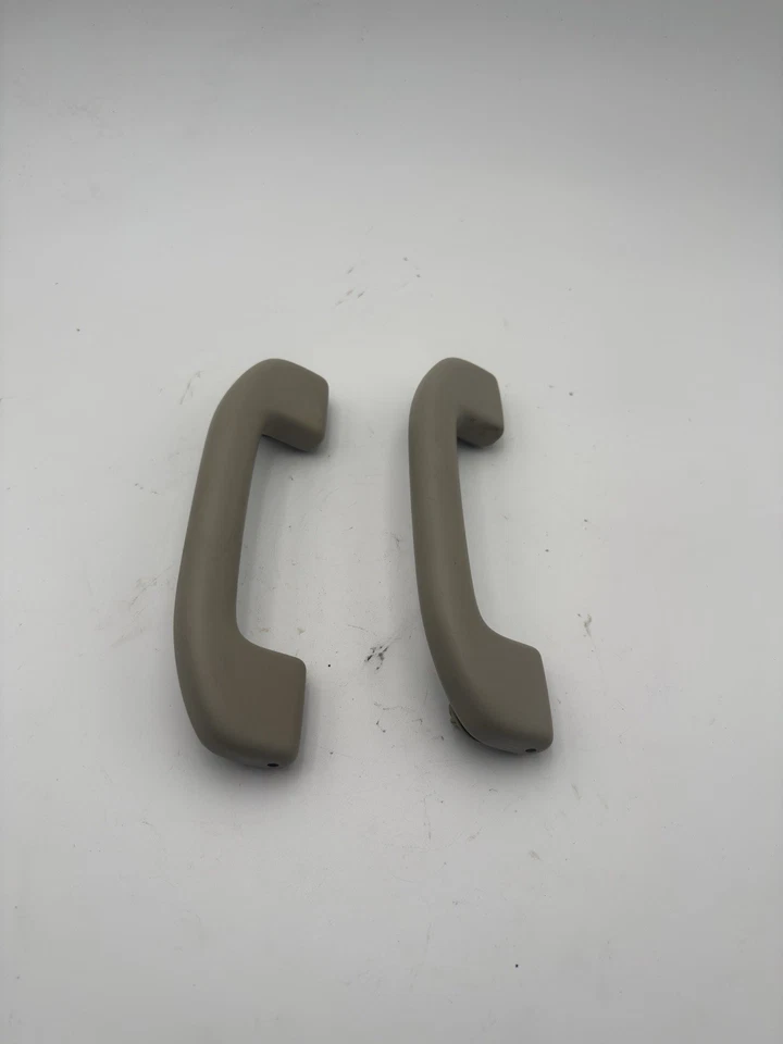 Комплект из 2 оригинальных передних ручек захвата Infiniti G35 G37 G25 Q40 2007-2015 годов выпуска - Изображение 3 из 4