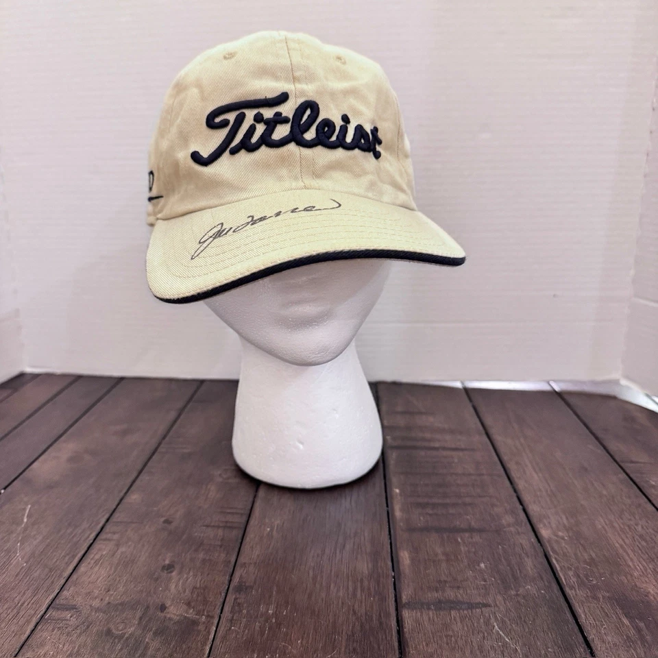 Joe Torre Autograhed Titleist 975D Titanium Hat Vtg 1990s Cap Yankees Manager - Image 4 of 4
