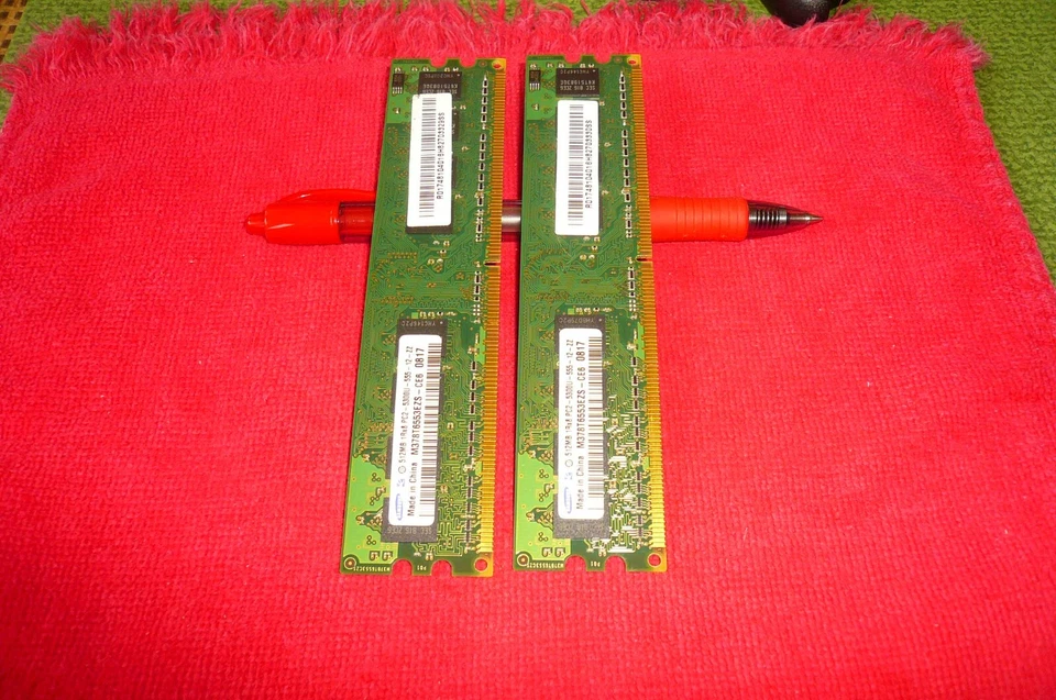 2 x 512MB 1Rx8 PC2-5300U-555-12-ZZ M378T6553EZS-CE6 Memory Samsung - Image 4 of 4