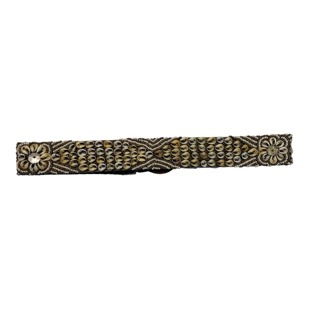 Anthropologie Cocobelle Komodo Papua Shells Embellished Belt Wooden Clasp Casual $99 Anthropologie Cocobelle Komodo Papua Shells Embellish  main image 4