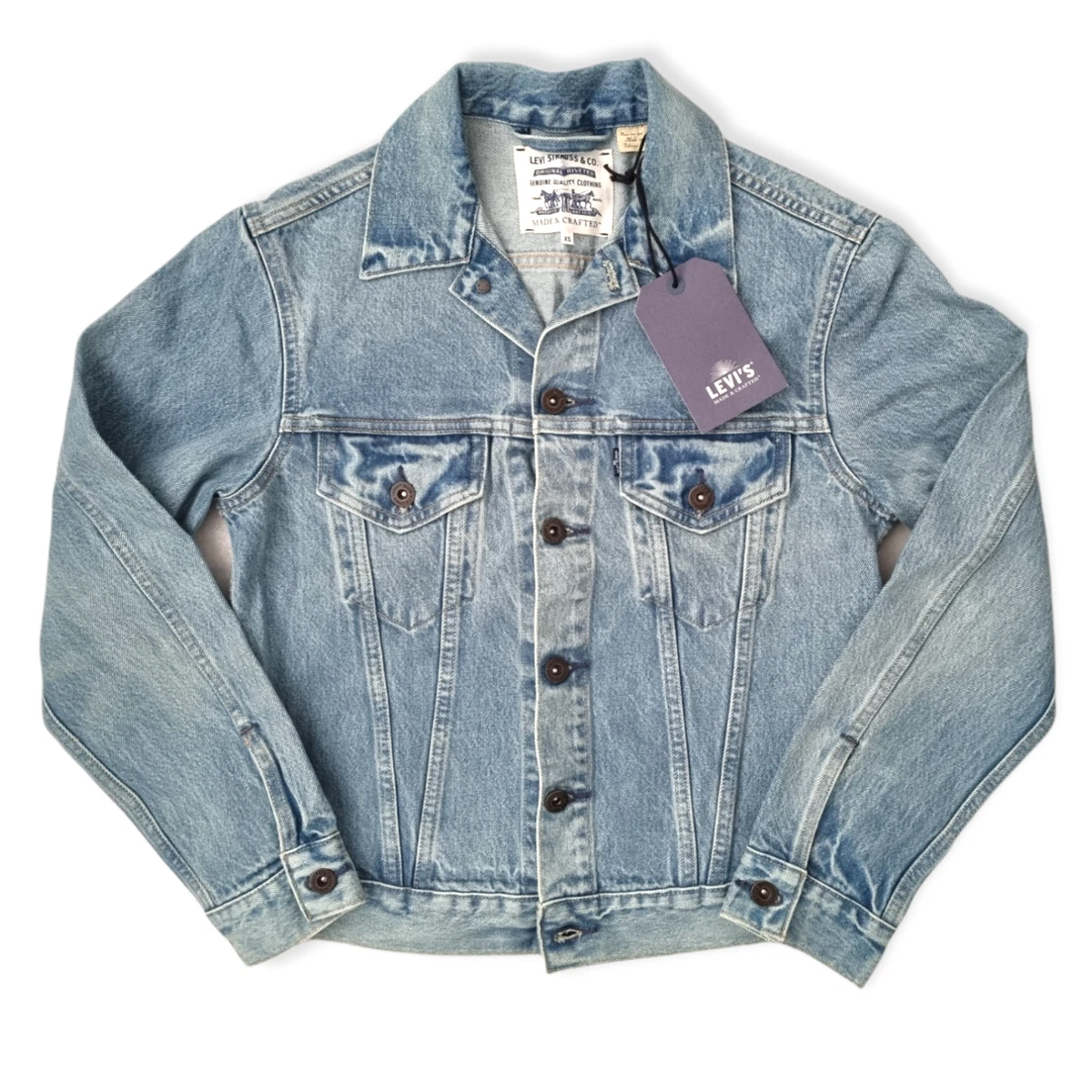 Lmc size levis top