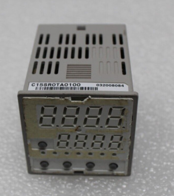 AS-IS FOR PARTS / Yamatake SDC15 Digital Temperature Controller, PN C15SR0TA0100