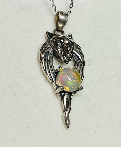 Collana in argento sterling 925 opale arcobaleno naturale cane lupo con ciondolo criniera - Foto 6 di 10