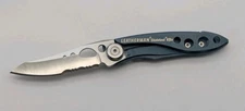 Leatherman Skeletool KBX Blue Multi Tool SMALL Knives PRE OWNED NICE LOOK READ