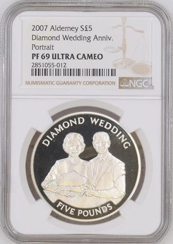 TOP POP - 2007 Alderney Silver £5 Diamond Wedding Proof NGC PF69 White Haze Back