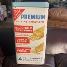 Vintage Nabisco Premium Saltine Crackers Tin With Lid No Barcode Made in USA
