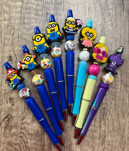 Custom beaded pens. Minons! Gifts. Basket filler. Journal. Teen. Party - Bild 1 von 34