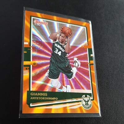 2020-21 Donruss Holo Orange Laser #104 Giannis Antetokounmpo Bucks Jordan Curry