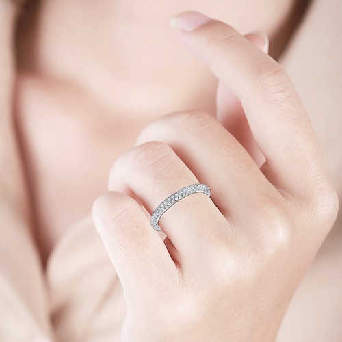 0.5ct Real Diamond Luxurious Wedding Anniversary Band Solid 18k White Gold Ring - Picture 6 of 10