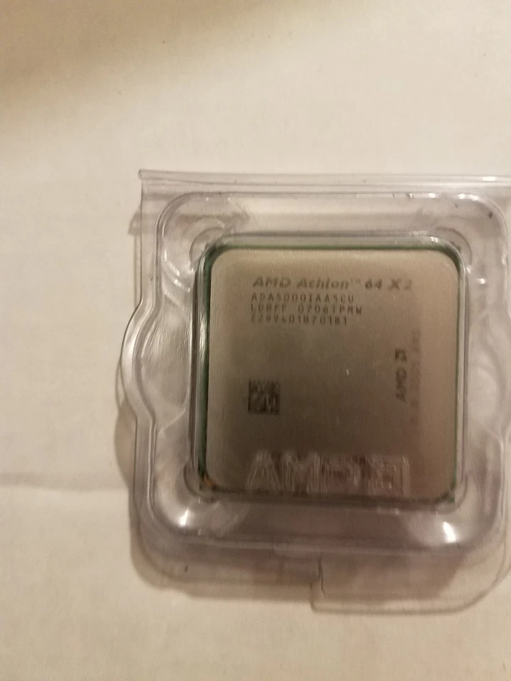 AMD Athlon 64 X2 5000+ 2 Core 2.6GHz Socket AM2 CPU ADA5000IAA5CU - Image 3 of 4