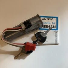 Neiman Peugeot 305