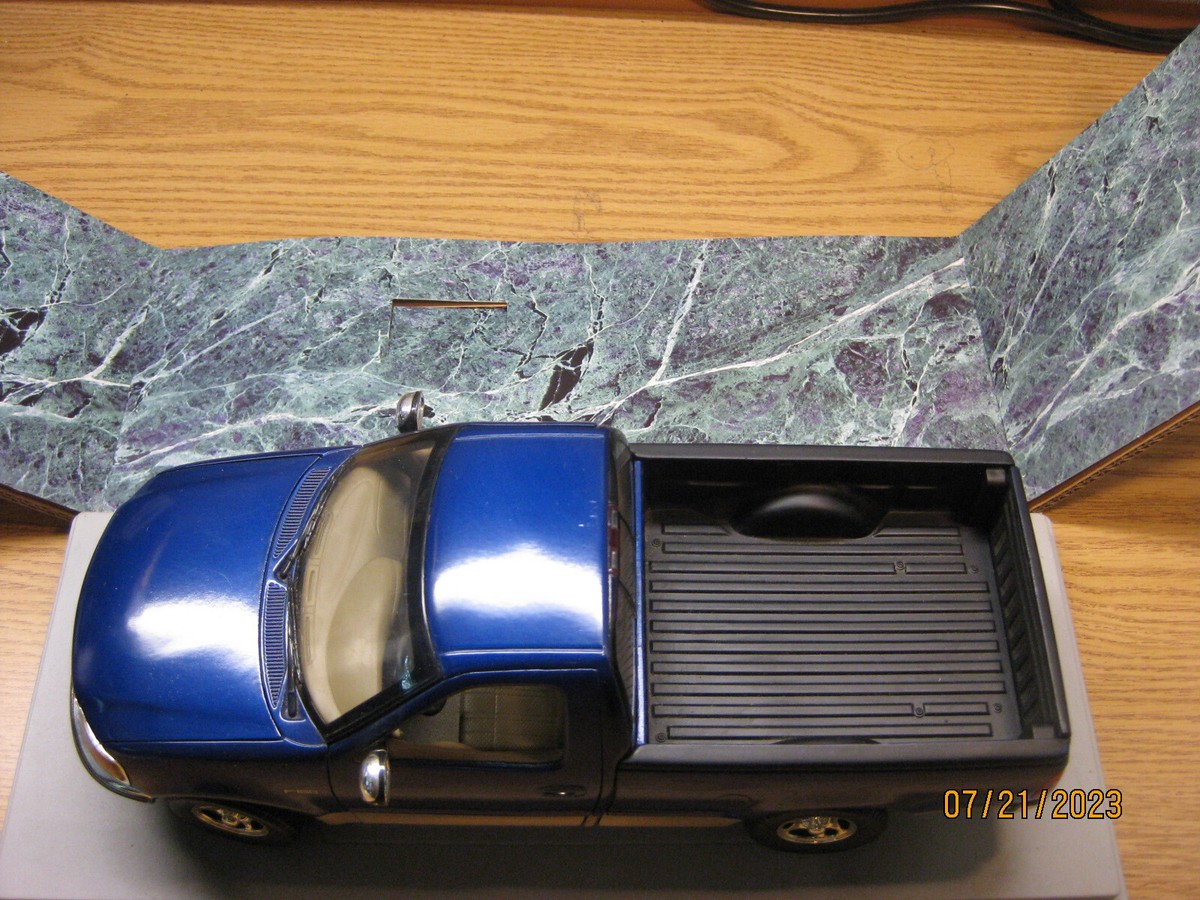 1/18 Ford F150 XLT 4X4 Pickup ERTL - Collection
