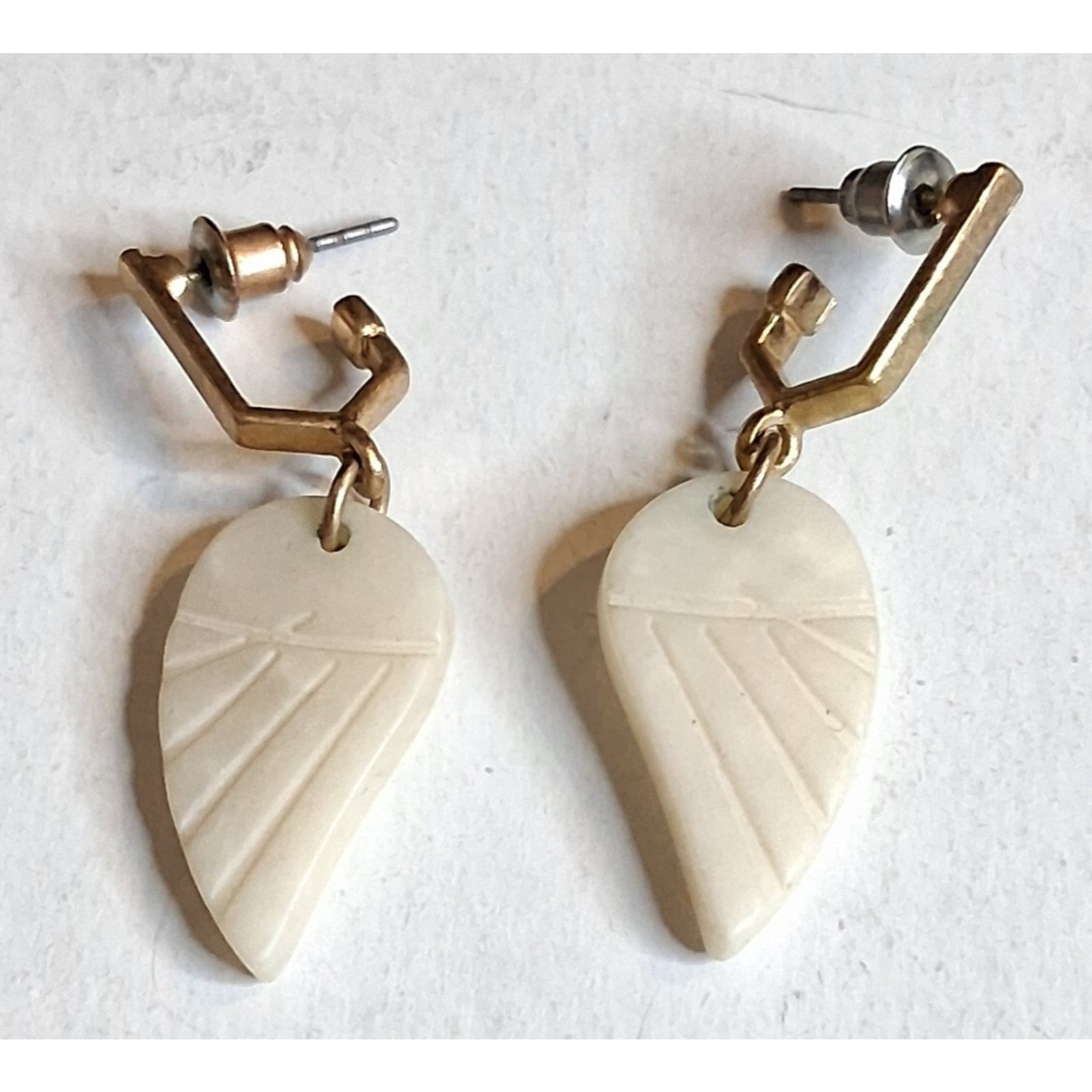 Wing Drop Dangle Earrings Lightweight Minimalist … - image 1