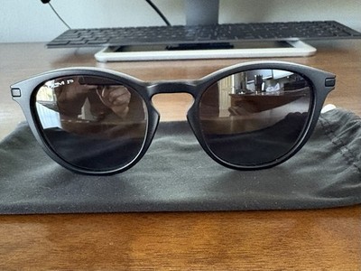 Oakley Pitchman R Sunglasses with Black Lenses Oakley Pitchman R Satin Black W/ Prizm Grey Gradient Lenses  main image 4