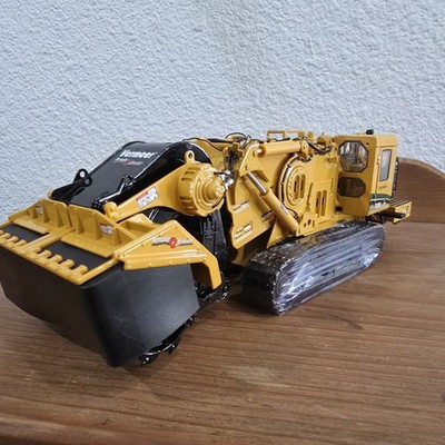 Miniature TWH 1/50 VERMEER T1255 COMMANDER 3 – Niveleur – Neuf Sous Emballage