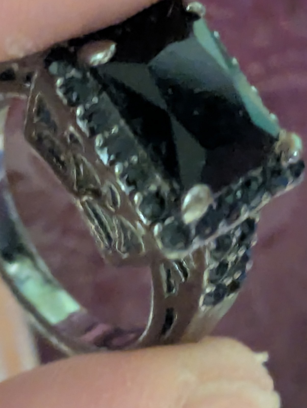 Black Rectangular Ring - image 15