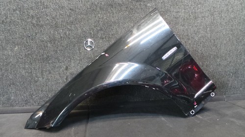 XL-9 * Mercedes-Benz W204 C-Klasse  Kotflügel Links - 197 Obsidianschwarz Met