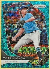 Tyler Glasnow 2020 Panini Prizm Teal Donut Circles 08 / 15 