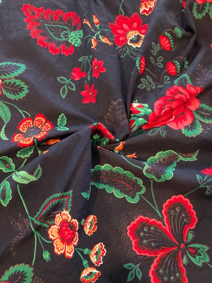 Vintage Red Flowers on Black Sewing Fabric 1.3 yds 40" Joan Kessler Concord - Image 2 of 4