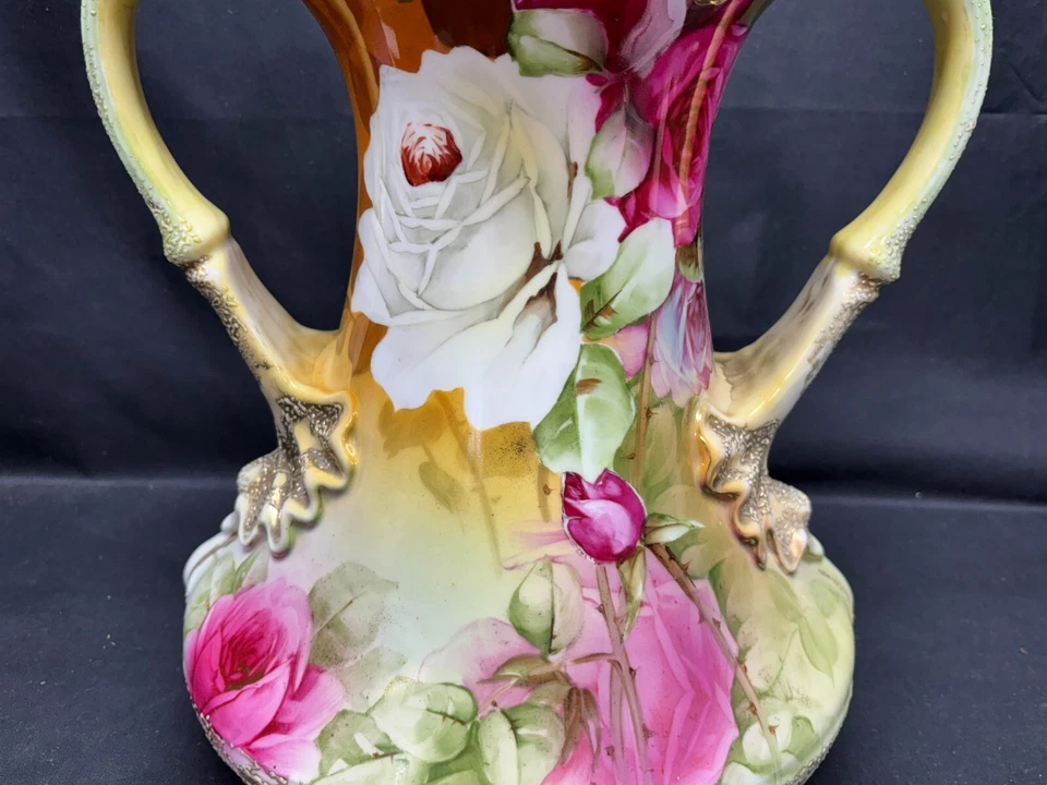 Jarrón antiguo de porcelana pintado a mano Nippon "ROSAS" asas de moriaje dorado ~ 12 1/2 Foto 4 de 4