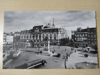 AK carte postale Clermont-Ferrand Puy-de-Dôme Place de Jaude et le Théâtre