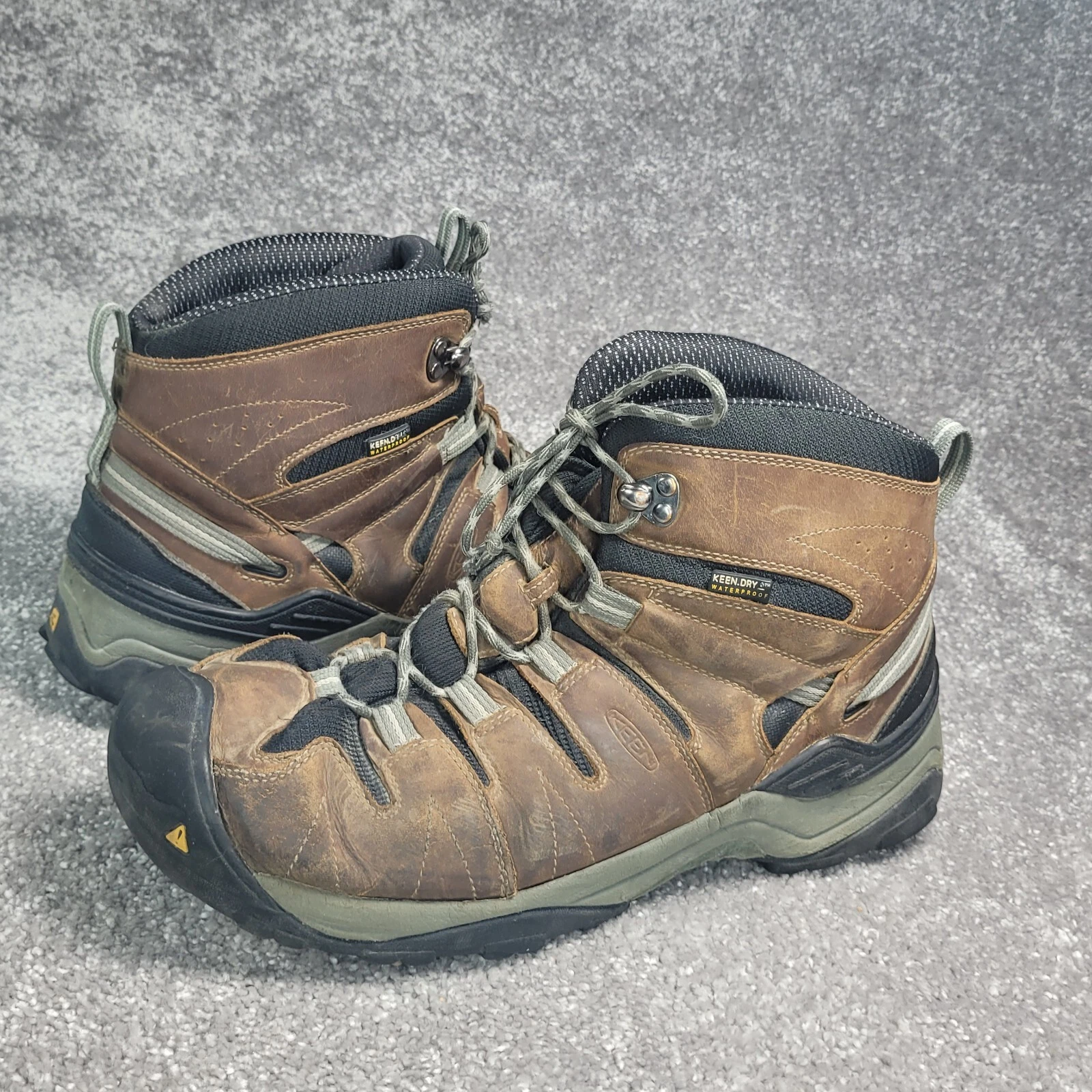 Keen Mens Hiking Boots sz 13 Dry Gypsum Waterproof Leather 1018901 Camp Trek
Opens in a new window o