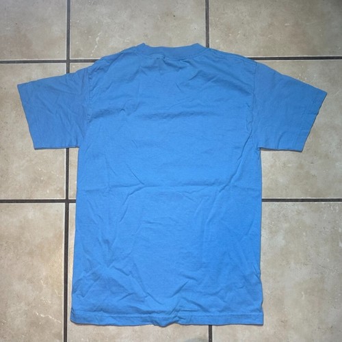 Vintage 2000's Dr. Seuss One Fish Two Fish Blue Graphic T-Shirt Mens Size Small - Picture 8 of 8